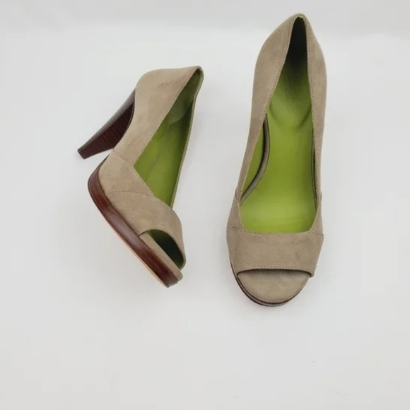 Boden Real Leather Taupe Heel Pumps Size 38/8 - Picture 10 of 10